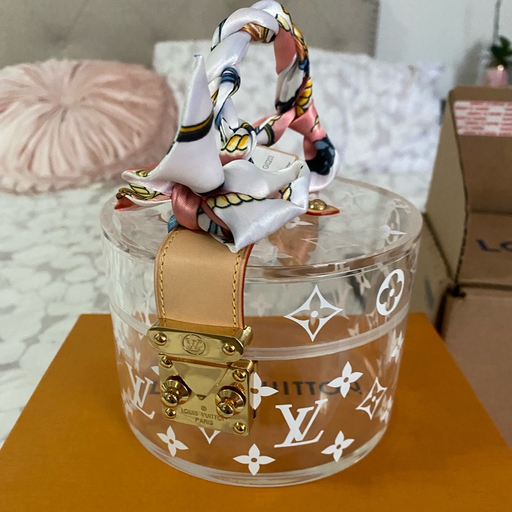 Authentic louis vuitton box scott